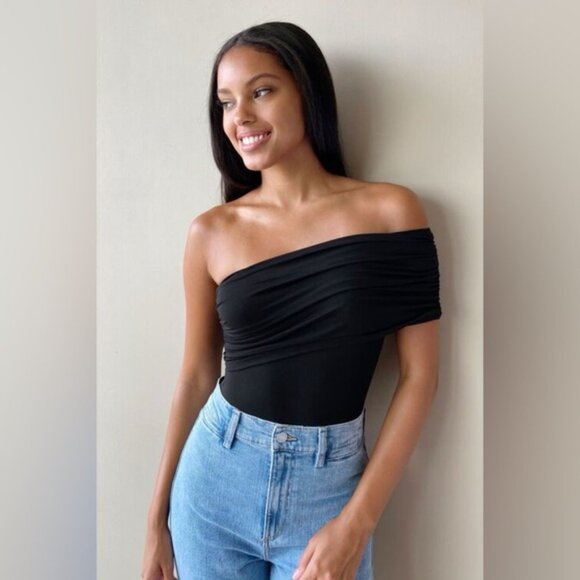 Dynamite Draped One Shoulder Bodysuit size S - Picture 4 of 8